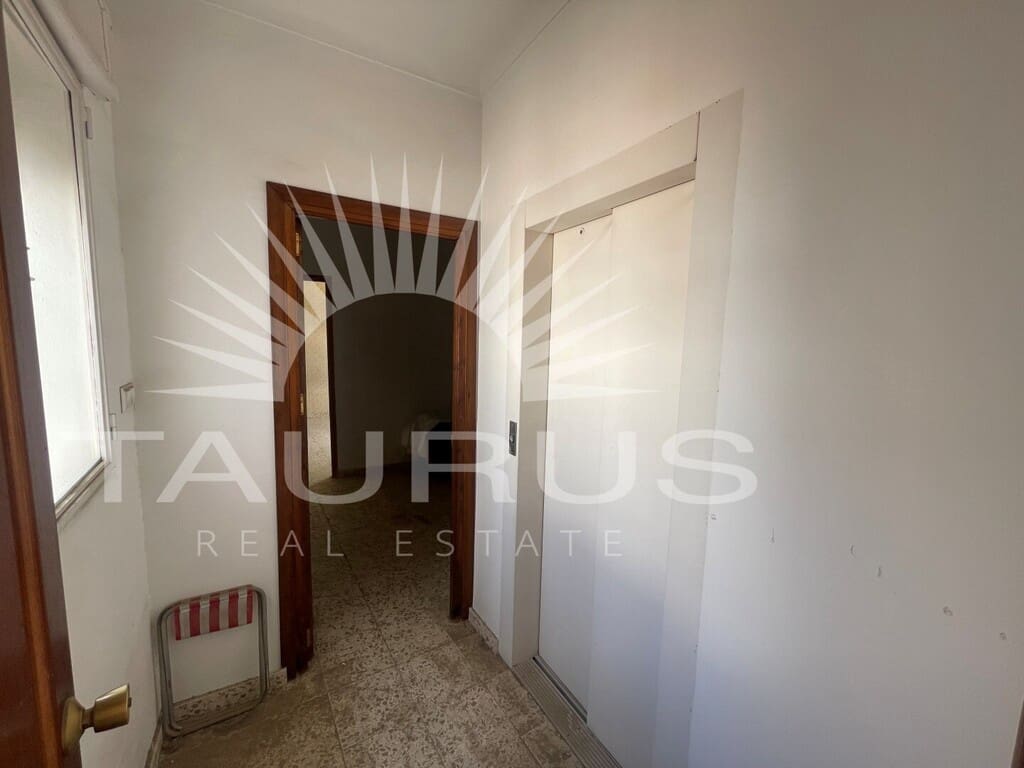 9 soverom Kommersiell til salgs i Velez-Malaga - € 700 000 (Ref: 10094346)