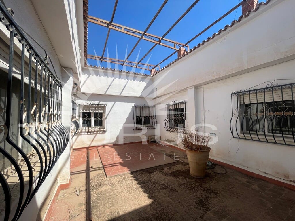 9 soverom Kommersiell til salgs i Velez-Malaga - € 700 000 (Ref: 10094346)