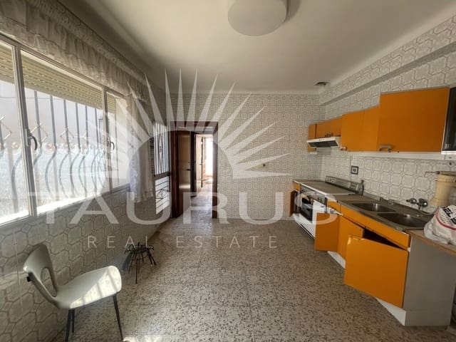 9 soverom Kommersiell til salgs i Vélez-Málaga - € 700 000 (Ref: 10094346)