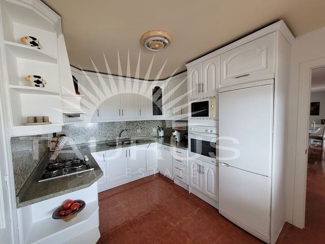 Casa de 3 habitaciones en Cómpeta en venta con garaje - 339.000 € (Ref: 10097640)