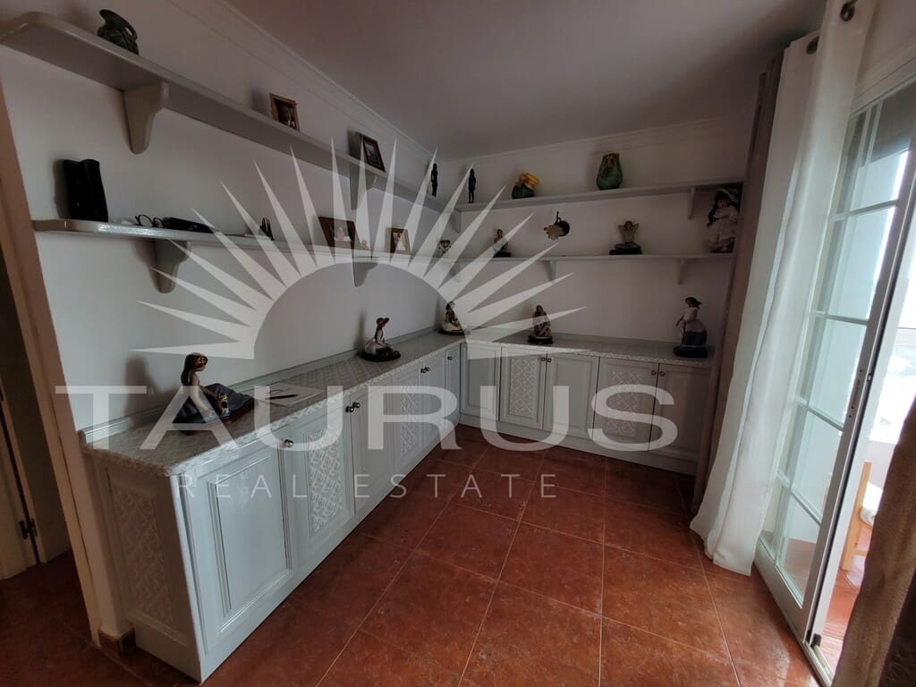 Casa de 3 habitaciones en Cómpeta en venta con garaje - 339.000 € (Ref: 10097640)