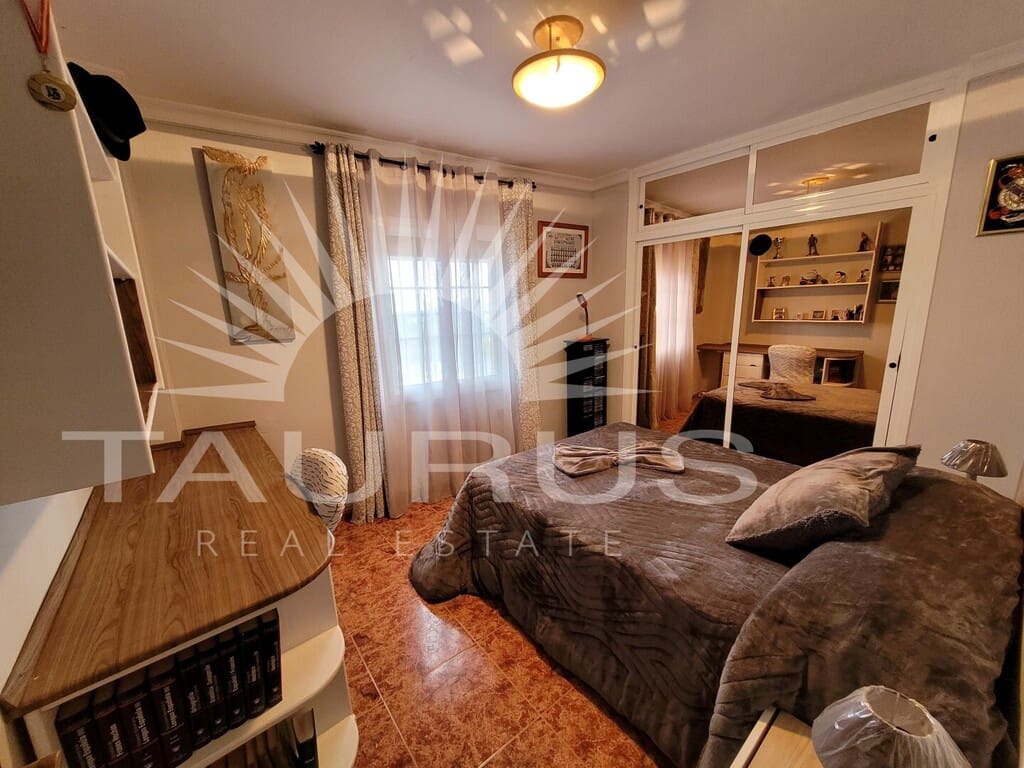 Casa de 3 habitaciones en Cómpeta en venta con garaje - 339.000 € (Ref: 10097640)
