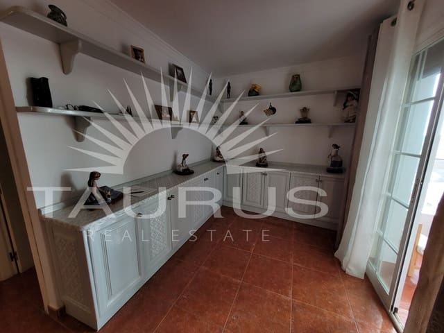 Casa de 3 habitaciones en Cómpeta en venta con garaje - 339.000 € (Ref: 10097640)