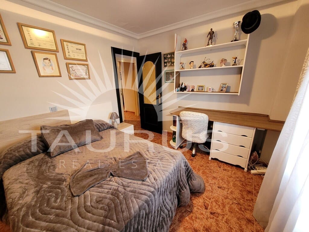 Casa de 3 habitaciones en Cómpeta en venta con garaje - 339.000 € (Ref: 10097640)