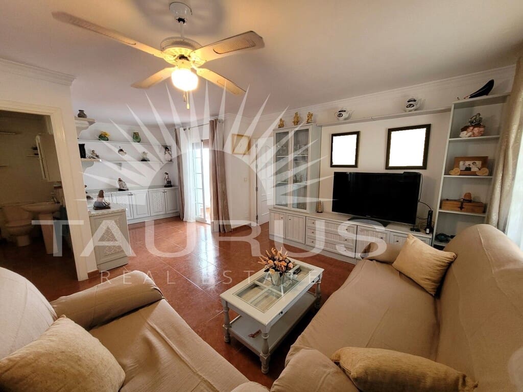 3 bedroom Townhouse for sale in Competa with garage - € 339,000 (Ref: 10097640)