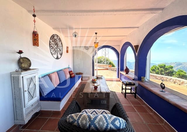 3 bedroom Villa for sale in Cómpeta with pool garage - € 590,000 (Ref: 10128248)