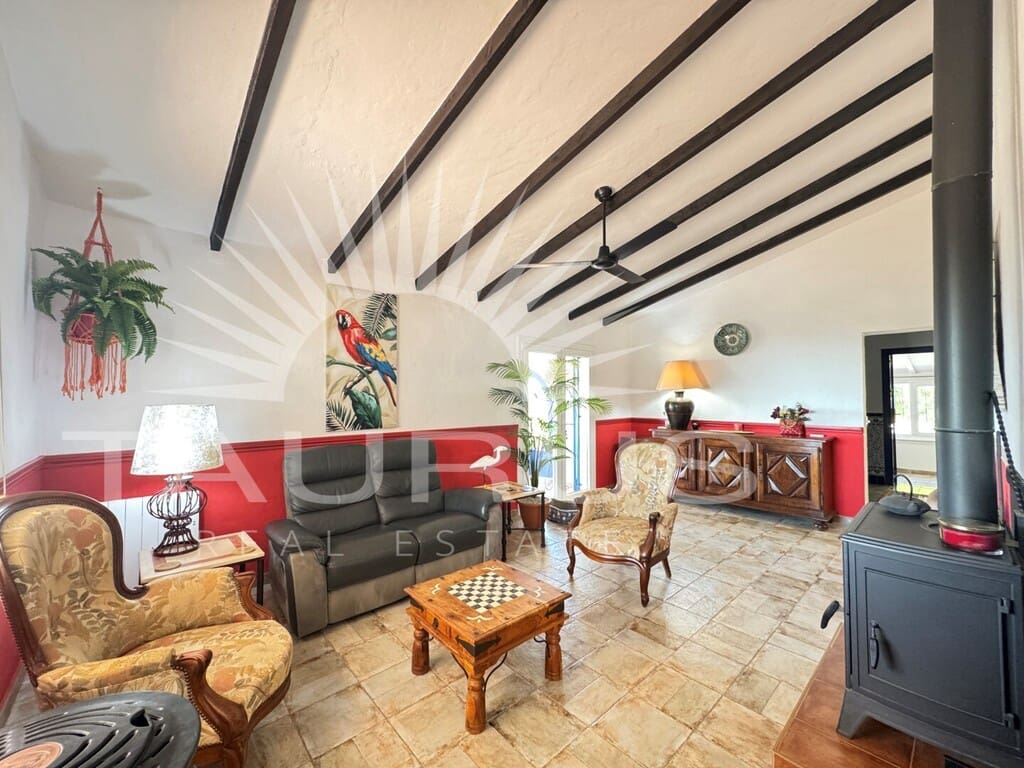 3 bedroom Villa for sale in Competa with pool garage - € 590,000 (Ref: 10128248)