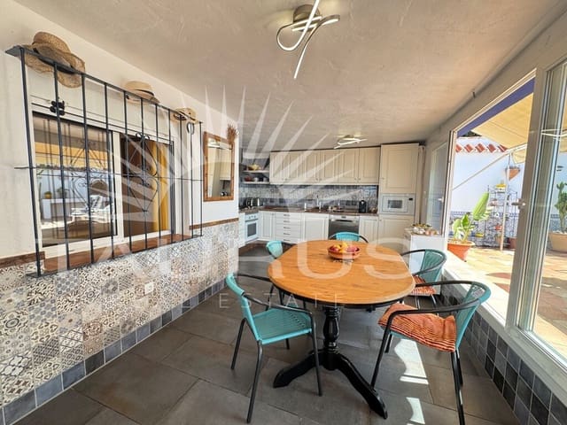 3 bedroom Villa for sale in Cómpeta with pool garage - € 590,000 (Ref: 10128248)