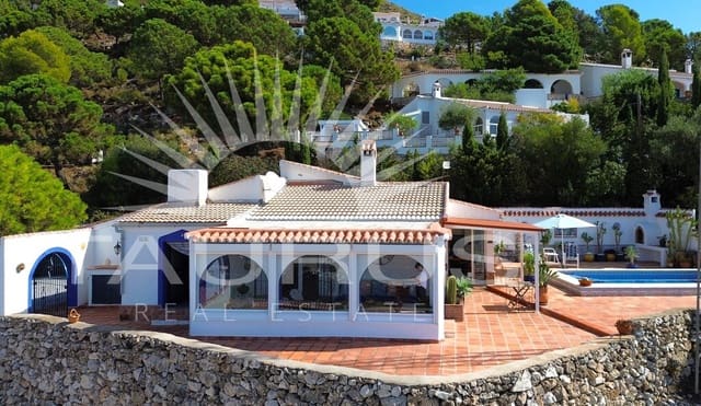 3 bedroom Villa for sale in Cómpeta with pool garage - € 590,000 (Ref: 10128248)