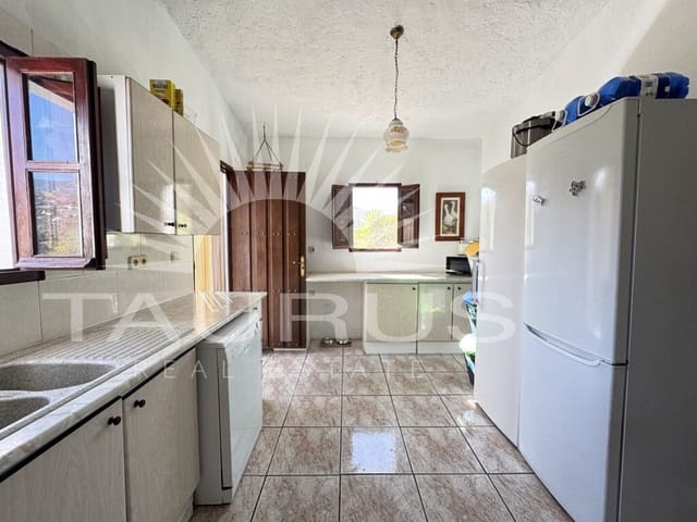 3 soveværelse Villa til salg i Archez med garage - € 310.000 (Ref: 10131375)
