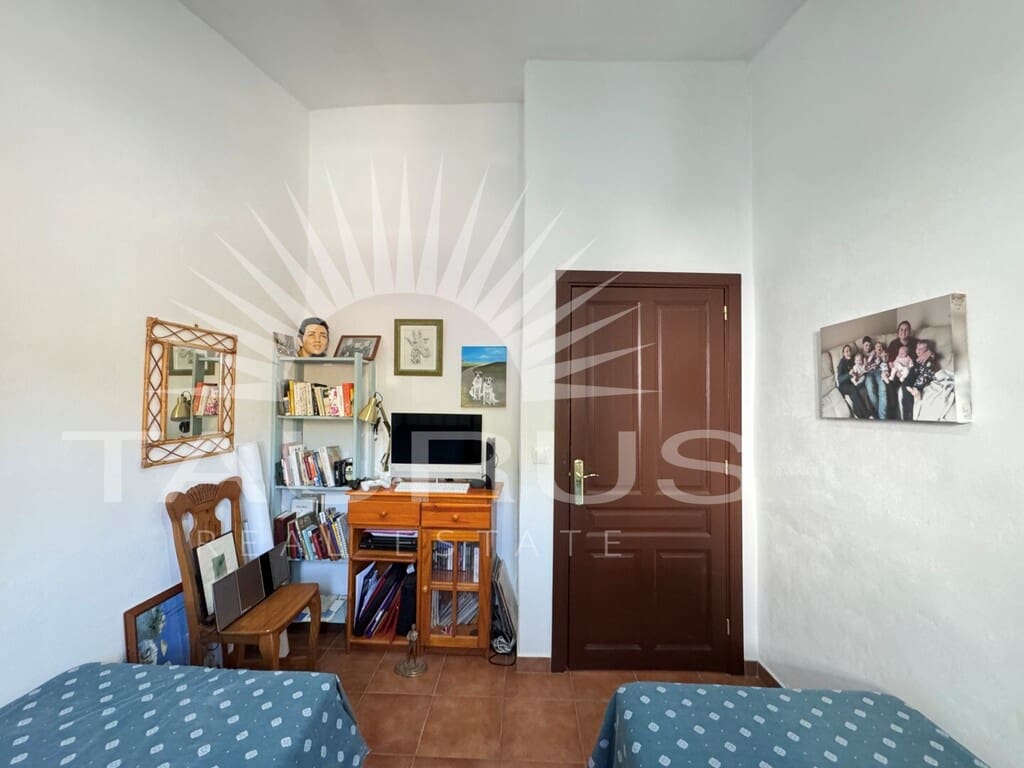 3 soveværelse Villa til salg i Archez med garage - € 310.000 (Ref: 10131375)