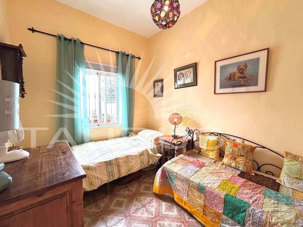 3 soveværelse Strandlejlighed til salg i Caleta de Velez - € 725.000 (Ref: 10139209)