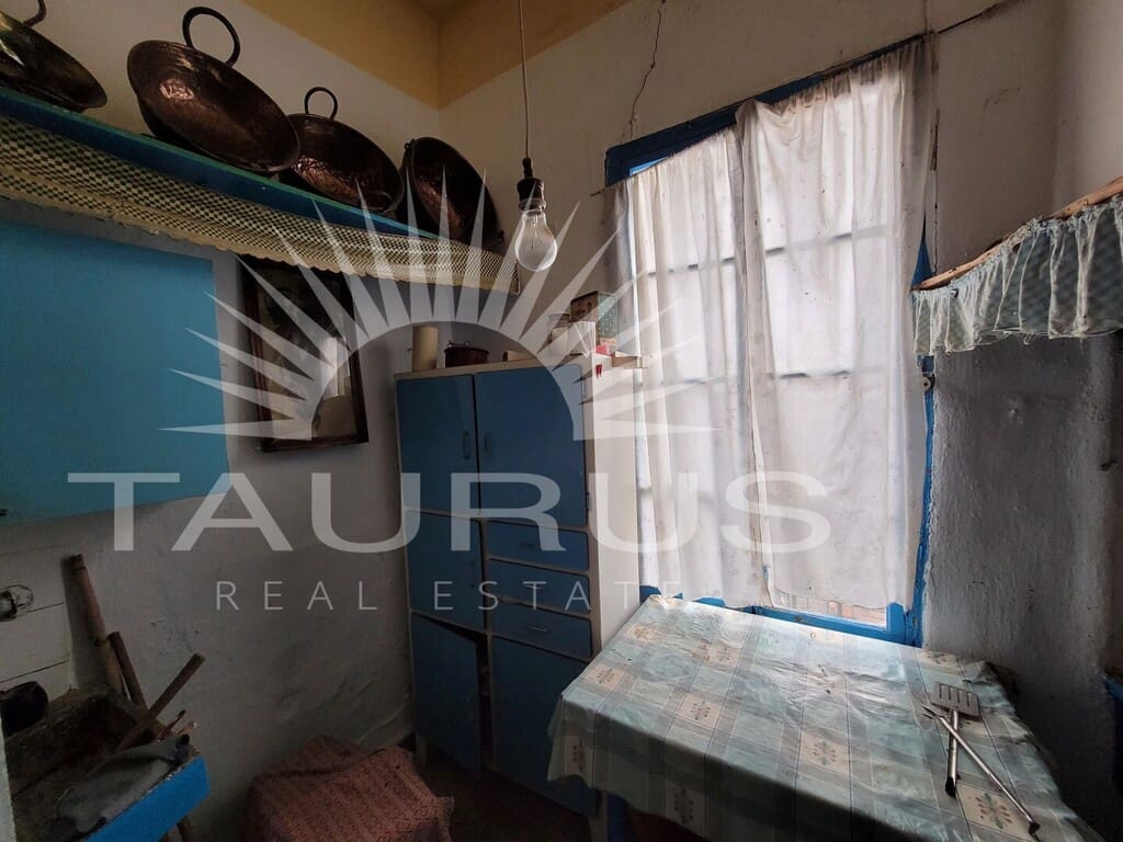5 soverom Hus til salgs i Torrox - € 189 900 (Ref: 10146415)