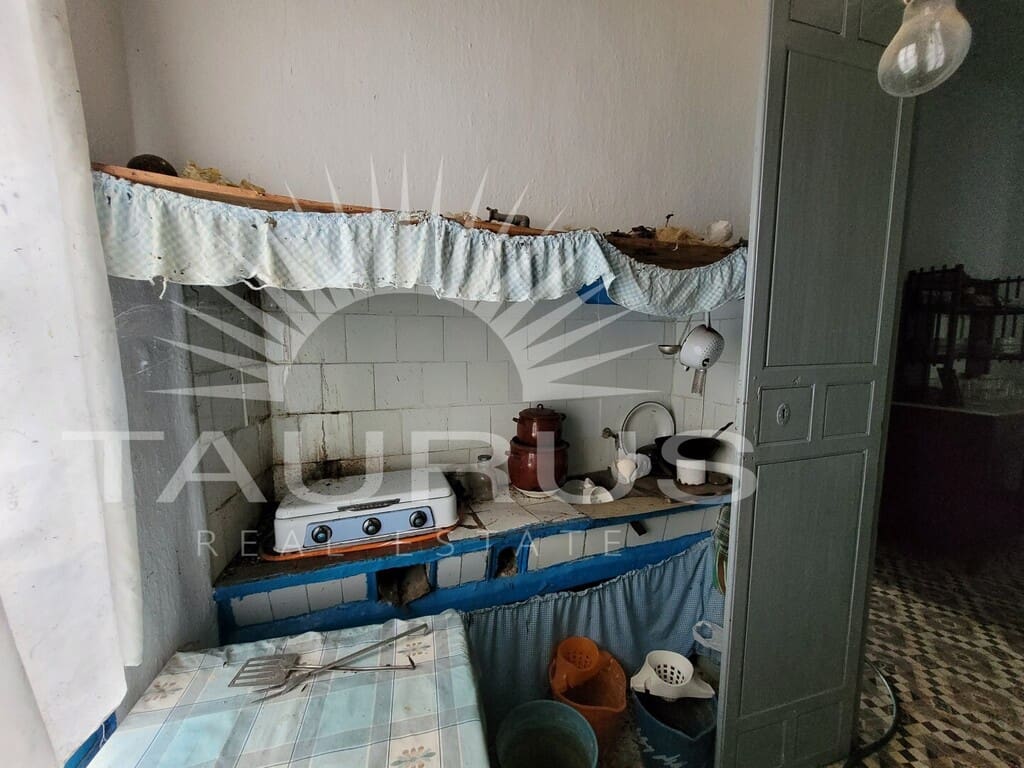 5 soverom Hus til salgs i Torrox - € 189 900 (Ref: 10146415)