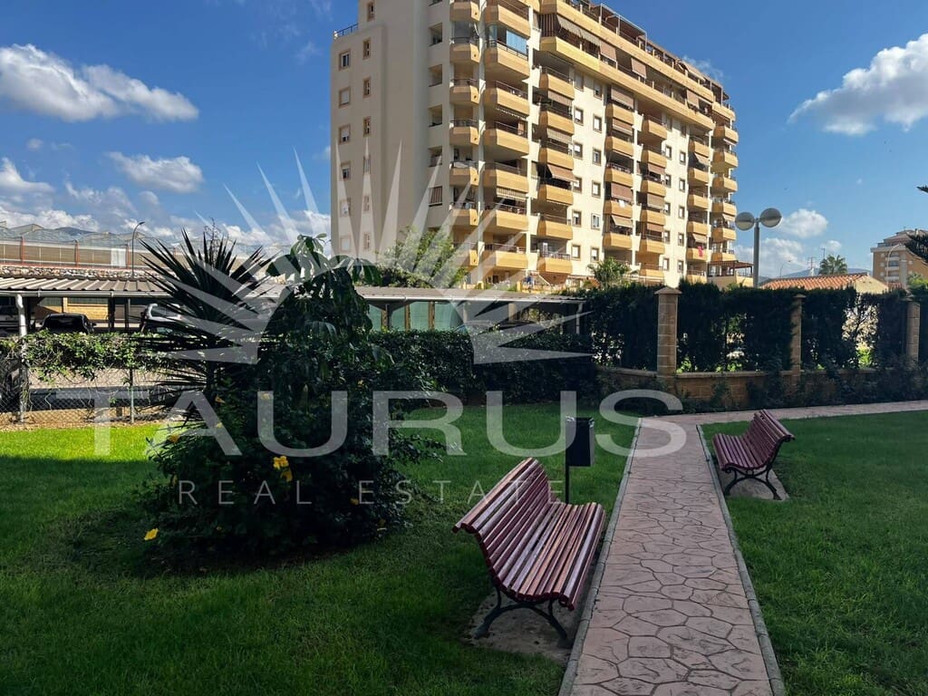 3 sypialnia Apartament na sprzedaż w Algarrobo Costa z basenem - 345 000 € (Ref: 10159226)