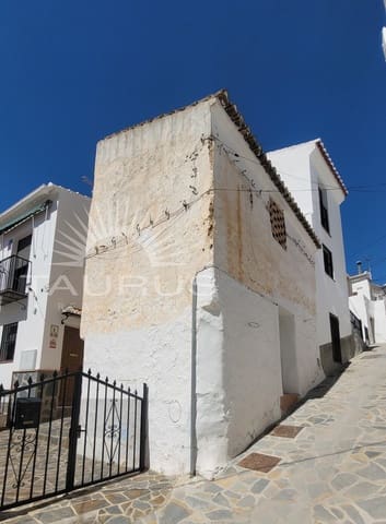 Townhouse for sale in Salares - € 38,000 (Ref: 10161166)