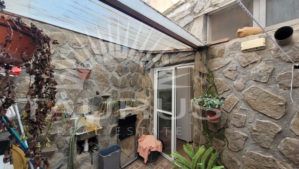 3 bedroom Townhouse for sale in Archez - € 65,000 (Ref: 10161167)