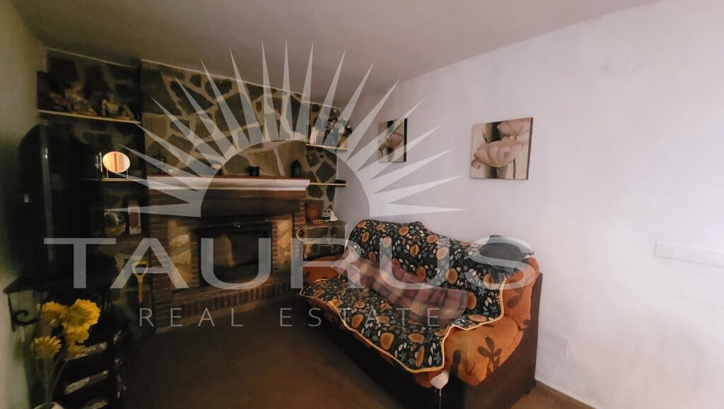 3 bedroom Townhouse for sale in Archez - € 65,000 (Ref: 10161167)