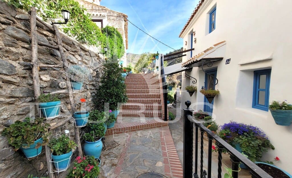 1 bedroom Townhouse for sale in Salares - € 139,000 (Ref: 10161168)