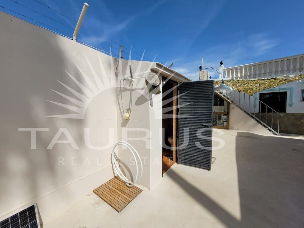 3 soveværelse Villa til salg i Almayate - € 530.000 (Ref: 10166286)