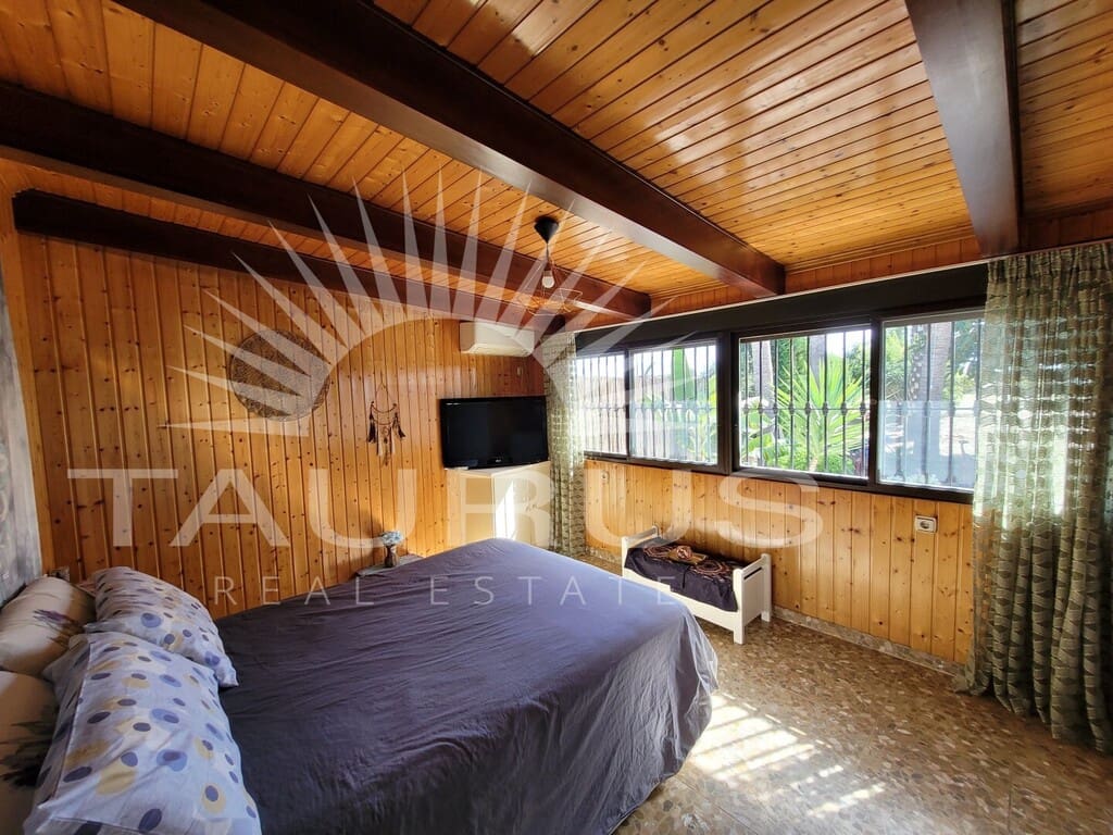 3 soveværelse Villa til salg i Almayate - € 530.000 (Ref: 10166286)
