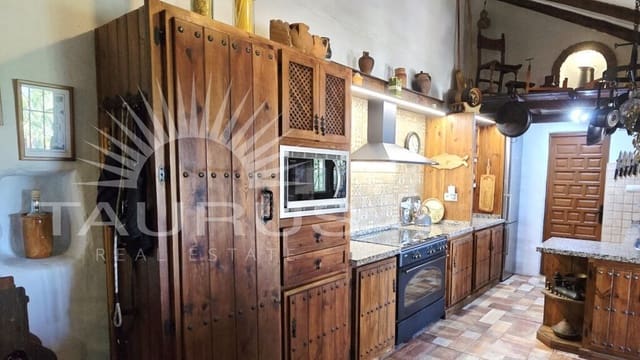 4 quarto Moradia para venda em Cómpeta com piscina garagem - 449 950 € (Ref: 10168365)
