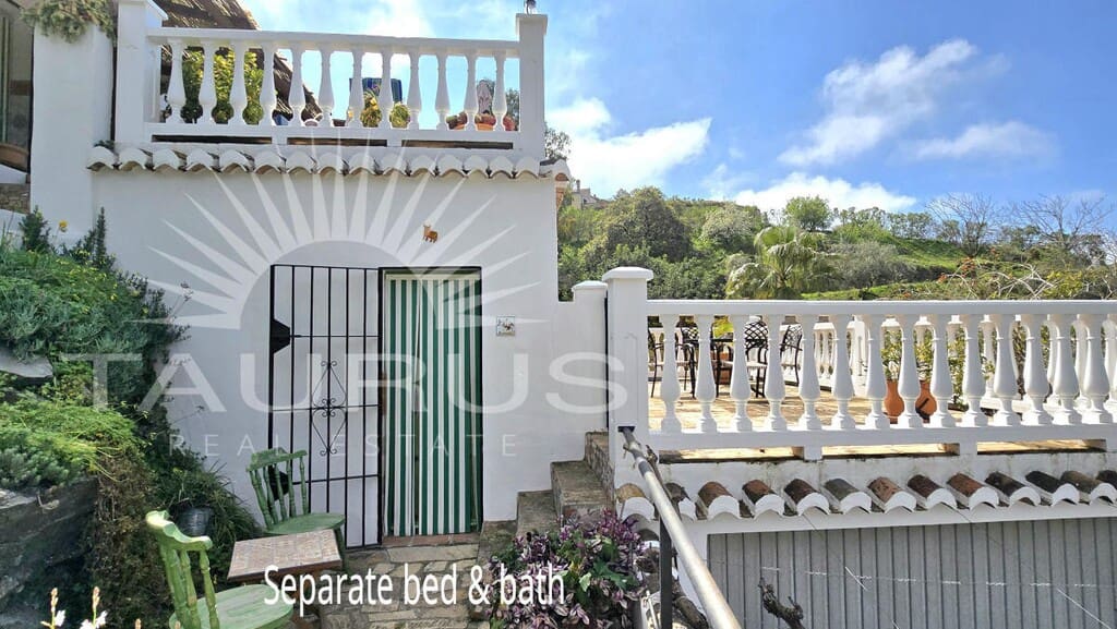 4 bedroom Villa for sale in Competa with pool garage - € 449,950 (Ref: 10168365)