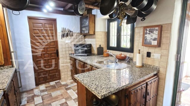 4 quarto Moradia para venda em Cómpeta com piscina garagem - 449 950 € (Ref: 10168365)