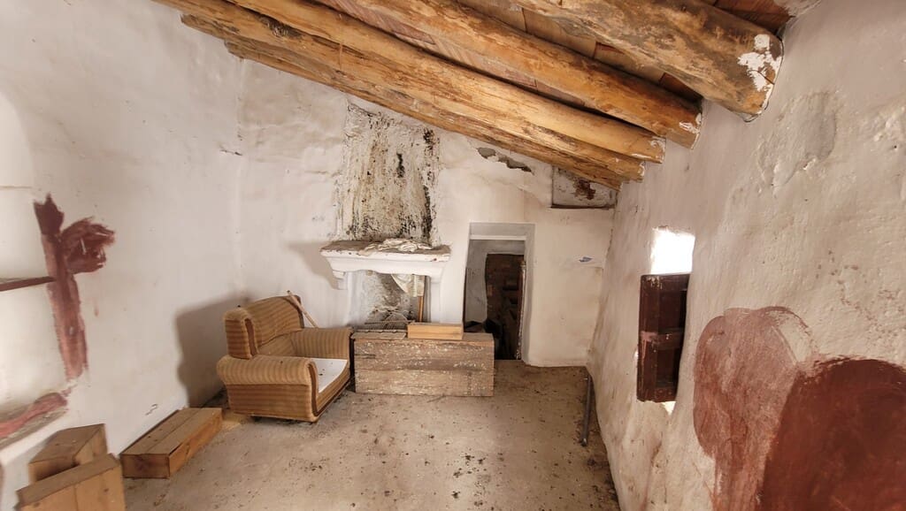 Haus zu verkaufen in Salares - 19.500 € (Ref: 10168366)