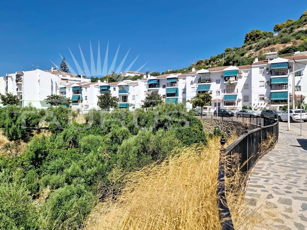 3 bedroom Apartment for sale in Canillas de Aceituno - € 175,000 (Ref: 10176856)