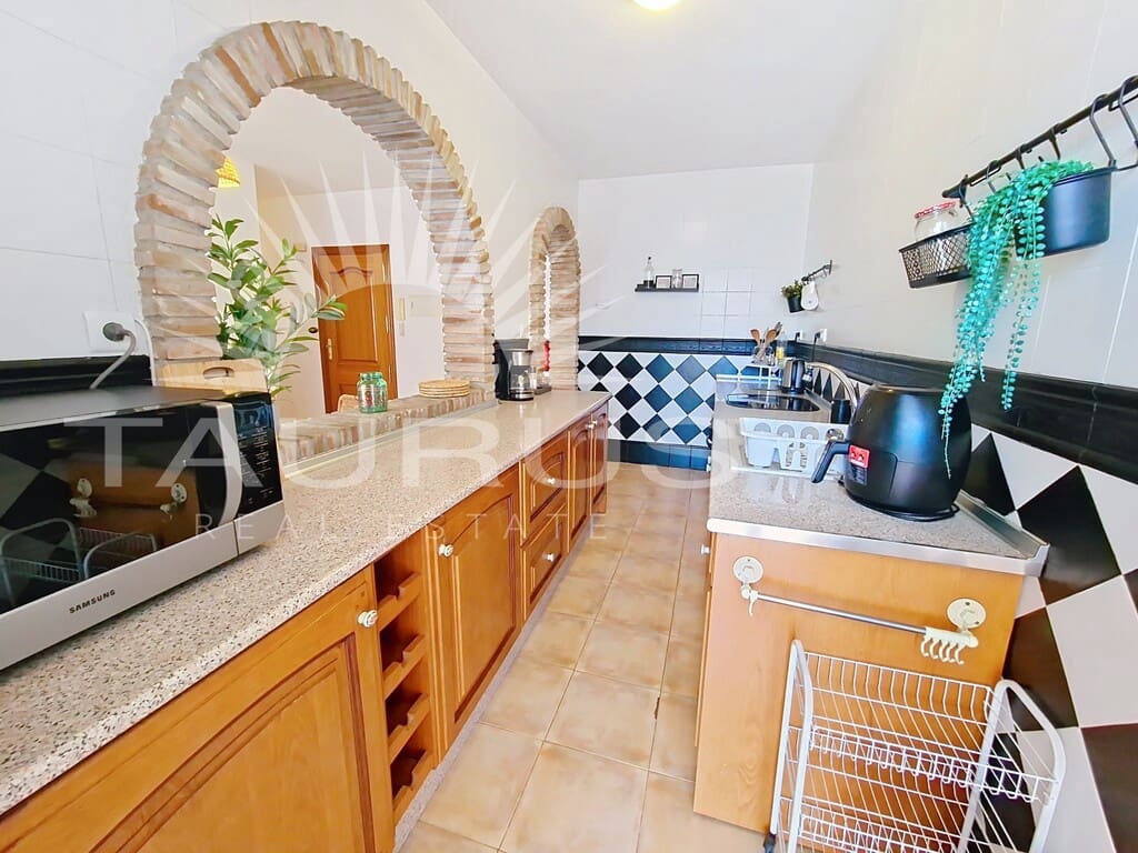 2 bedroom Apartment for sale in Canillas de Aceituno - € 149,950 (Ref: 10176857)