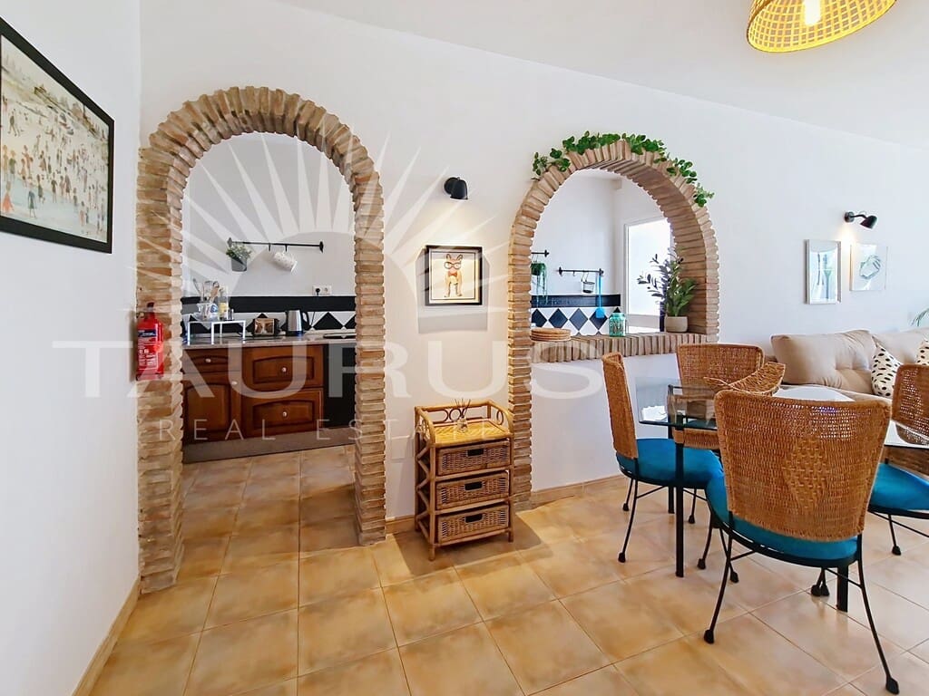 2 bedroom Apartment for sale in Canillas de Aceituno - € 149,950 (Ref: 10176857)