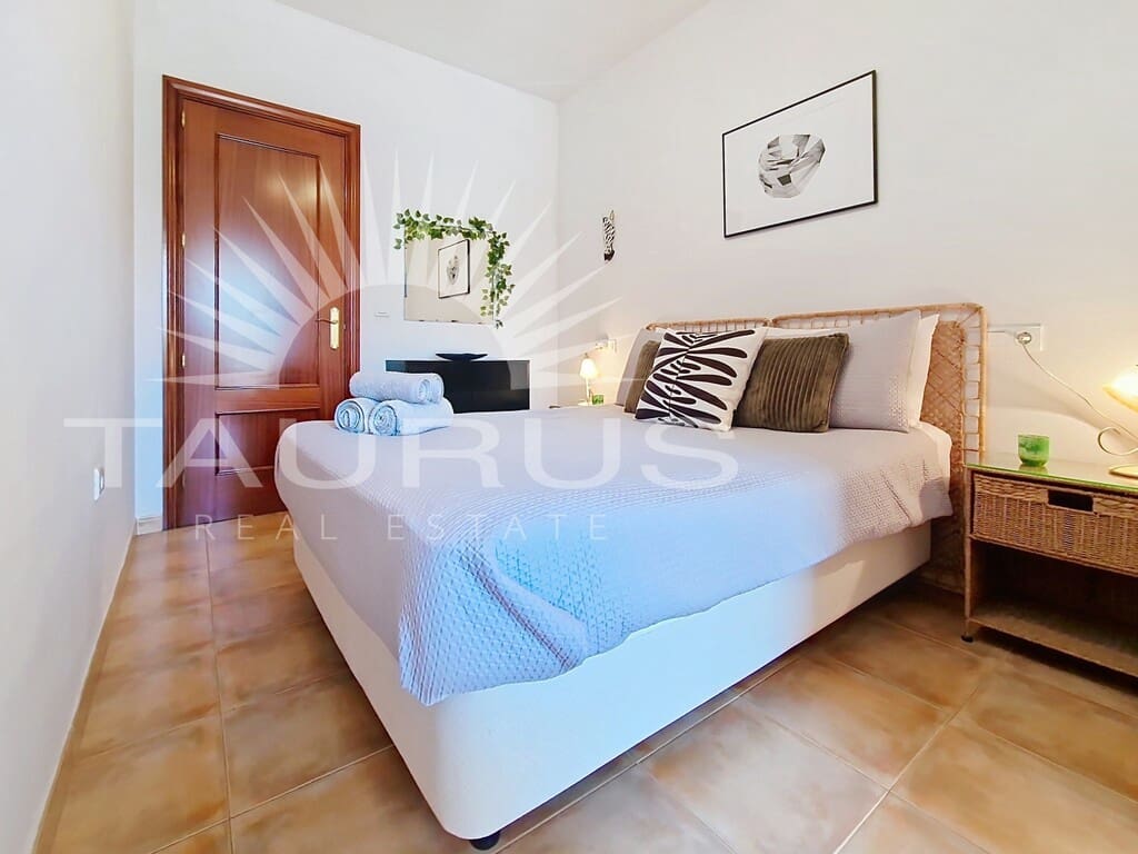 2 bedroom Apartment for sale in Canillas de Aceituno - € 149,950 (Ref: 10176857)