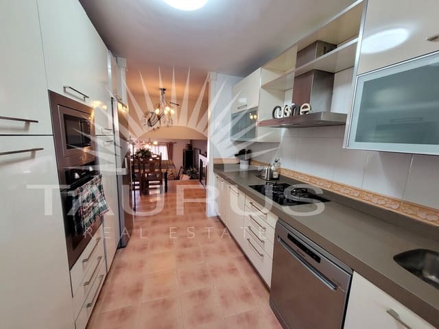 3 sovrum Hus till salu i Chilches, Vélez-Málaga med garage - 465 000 € (Ref: 10180369)