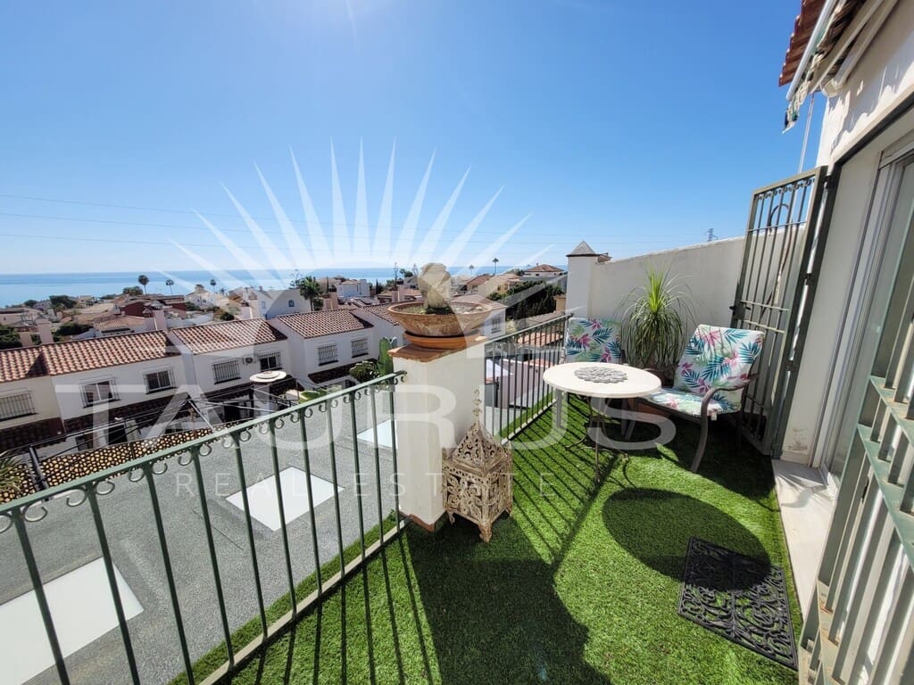 3 slaapkamer Huis te koop in Chilches met garage - € 465.000 (Ref: 10180369)