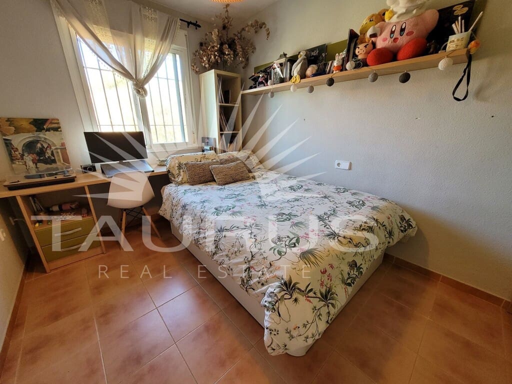3 slaapkamer Huis te koop in Chilches met garage - € 465.000 (Ref: 10180369)