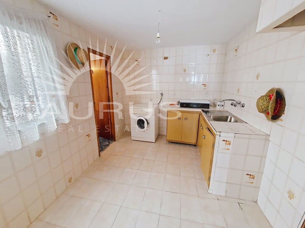 5 slaapkamer Huis te koop in Canillas de Aceituno - € 140.000 (Ref: 10180370)