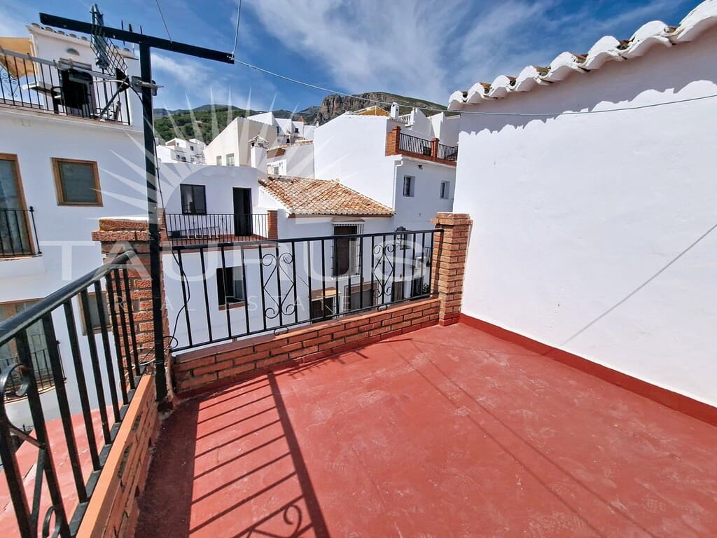 5 slaapkamer Huis te koop in Canillas de Aceituno - € 140.000 (Ref: 10180370)