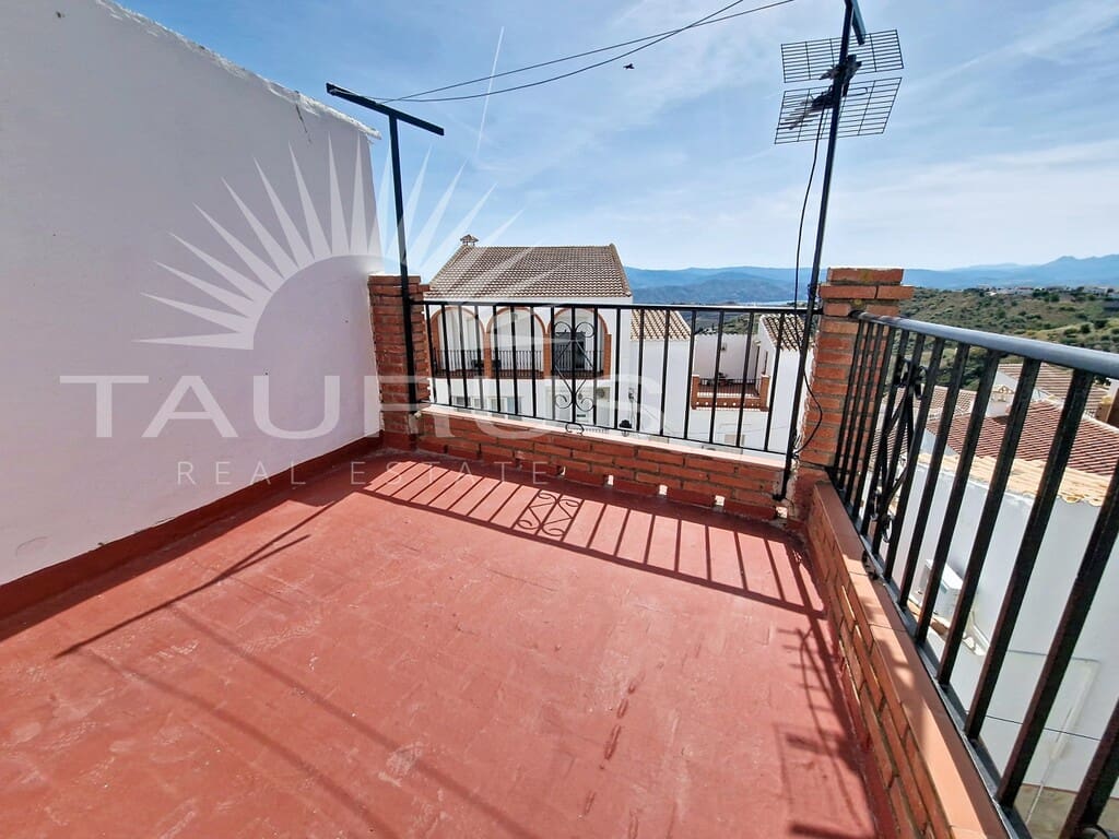5 slaapkamer Huis te koop in Canillas de Aceituno - € 140.000 (Ref: 10180370)