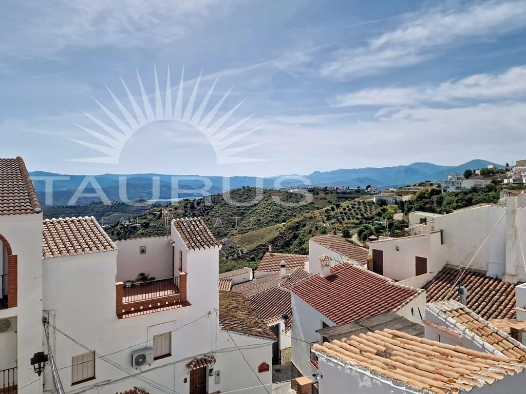 5 slaapkamer Huis te koop in Canillas de Aceituno - € 140.000 (Ref: 10180370)