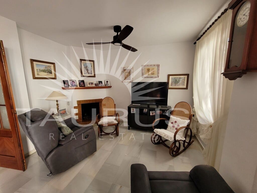 3 sovrum Hus till salu i Velez-Malaga med garage - 320 000 € (Ref: 10182646)