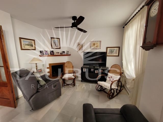 3 sovrum Hus till salu i Vélez-Málaga med garage - 320 000 € (Ref: 10182646)