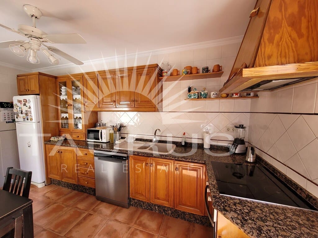 3 sovrum Hus till salu i Velez-Malaga med garage - 320 000 € (Ref: 10182646)