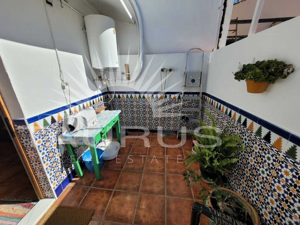 3 sovrum Hus till salu i Velez-Malaga med garage - 320 000 € (Ref: 10182646)