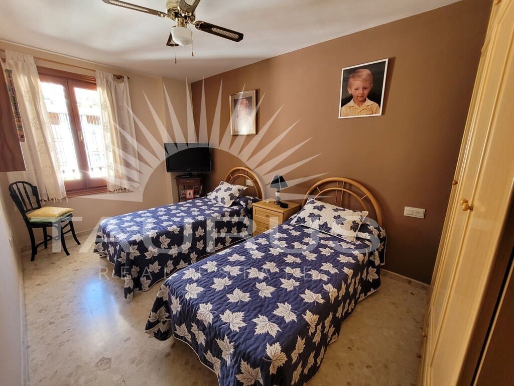 3 sovrum Hus till salu i Velez-Malaga med garage - 320 000 € (Ref: 10182646)