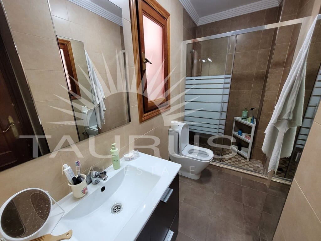 3 sovrum Hus till salu i Velez-Malaga med garage - 320 000 € (Ref: 10182646)