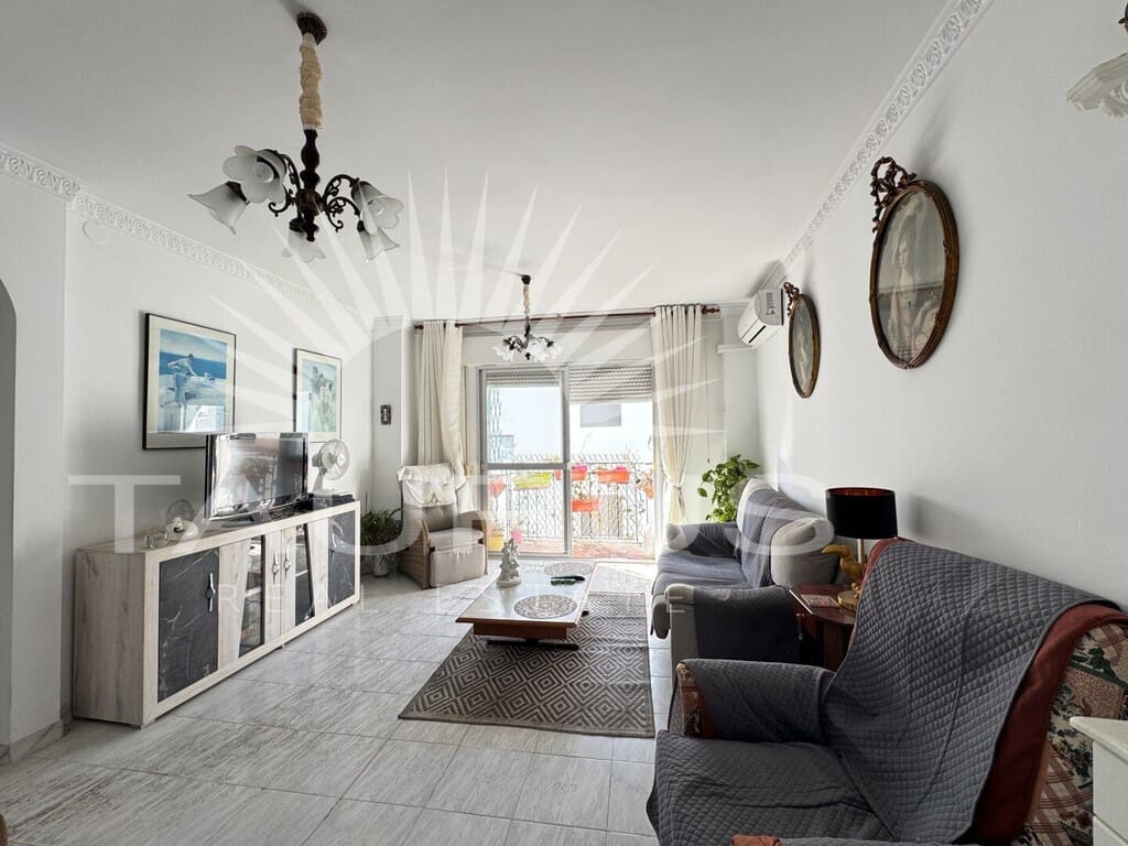 3 makuuhuone Huoneisto myytävänä paikassa Competa - 159 000 € (Ref: 10184284)