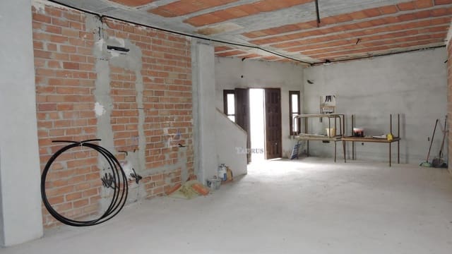 9 soverom Kommersiell til salgs i Frigiliana med svømmebasseng - € 300 000 (Ref: 3162967)