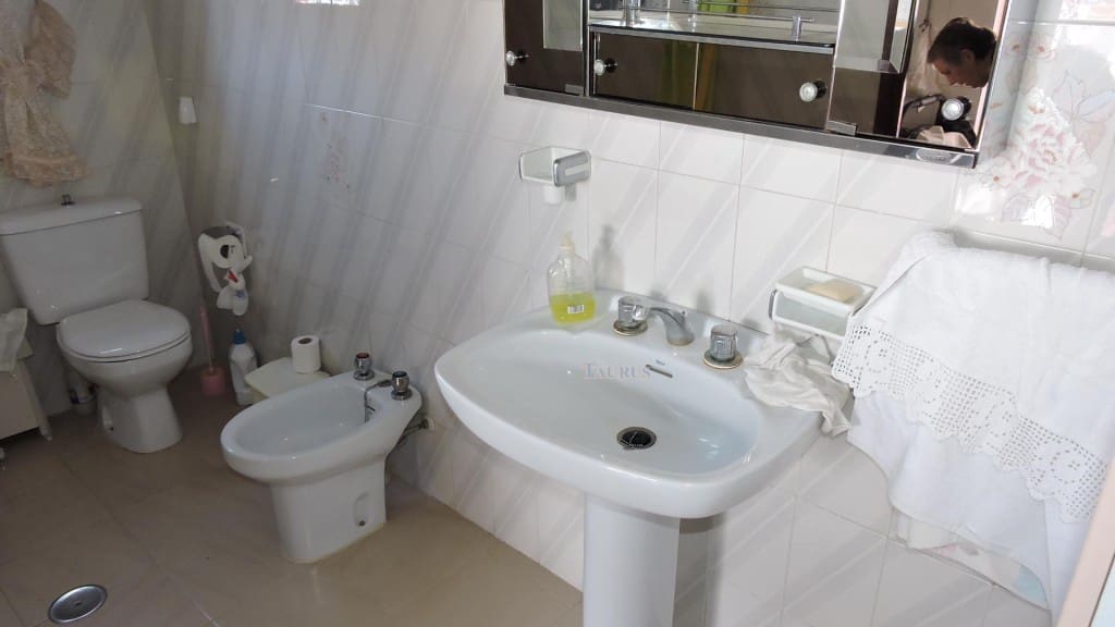 2 soverom Hus til salgs i Sayalonga - € 112 000 (Ref: 3162983)