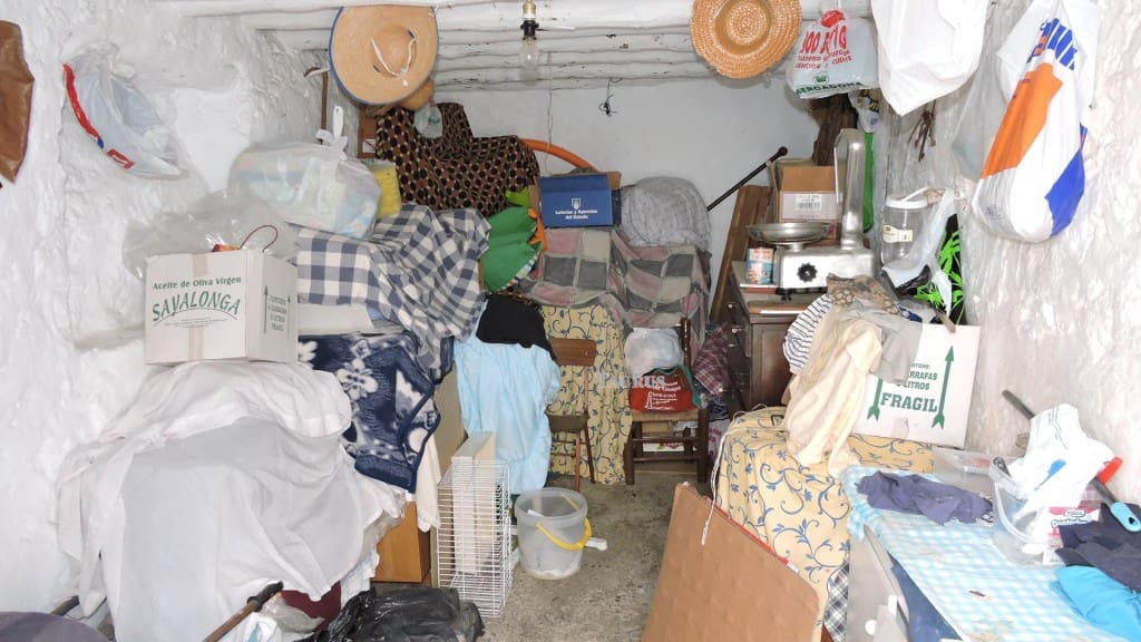 2 soverom Hus til salgs i Sayalonga - € 112 000 (Ref: 3162983)